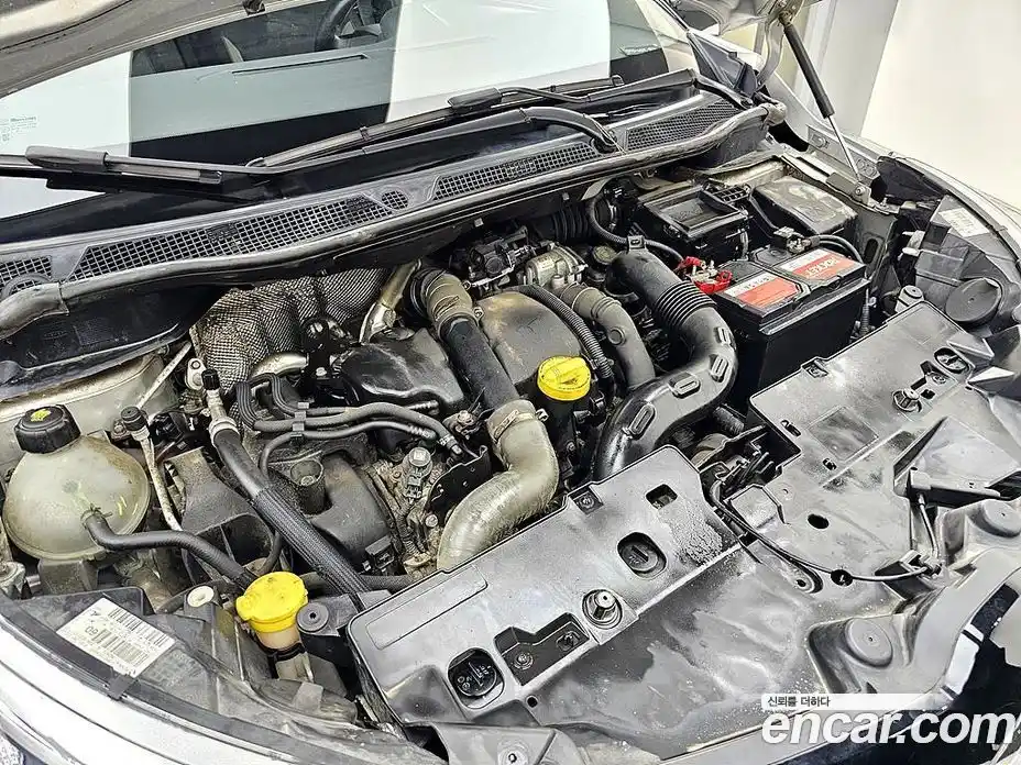 Renault QM3 2015 1.5 Автомат в Москве № 619846, фото 6