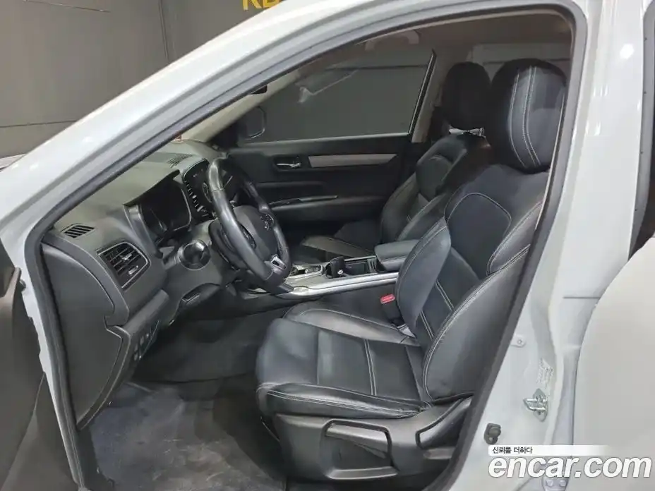 Renault QM6 2022 2.0 Автомат в Москве № 620157, фото 17