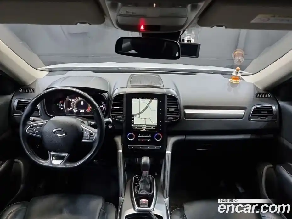 Renault QM6 2022 2.0 Автомат в Москве № 620157, фото 9