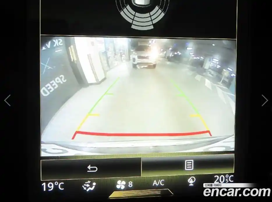 Renault QM6 2017 2.0 Автомат в Москве № 620265, фото 14