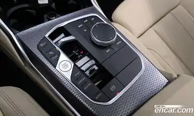 BMW 3-Series 2024 2.0 Автомат в Москве № 620411, миниатюра 9