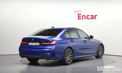 BMW 3-Series 2022 2.0 Автомат в Москве № 620942, миниатюра 2