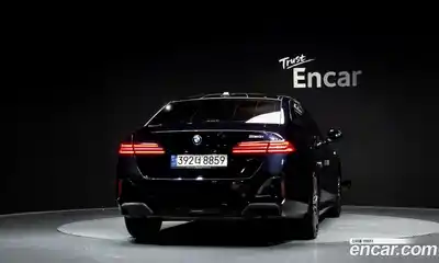 BMW 5-Series 2024 2.0 Автомат в Москве № 620956, миниатюра 3