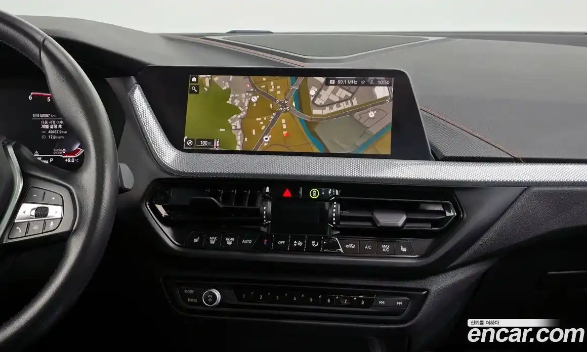 BMW 1-Series 2021 2.0 Автомат в Москве № 621629, фото 14