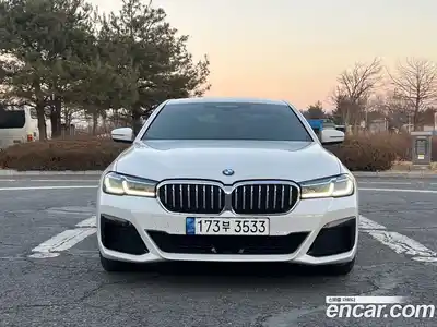 BMW 5-Series 2023 2.0 Автомат в Москве № 621769, миниатюра 2
