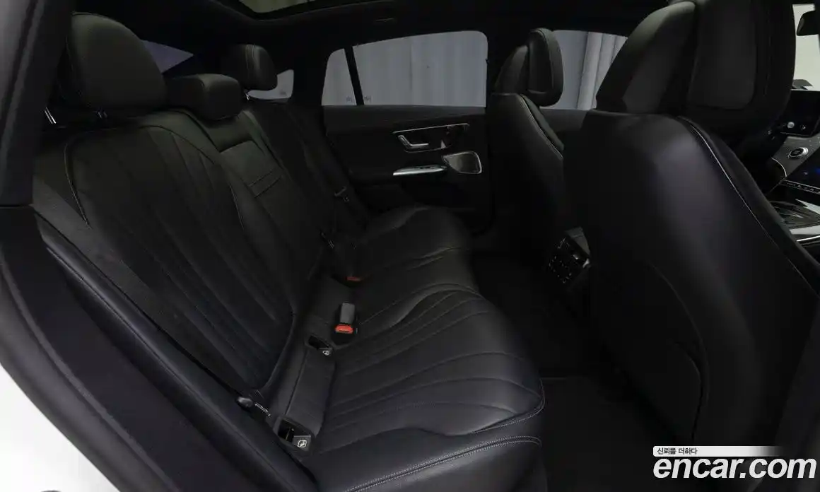 Mercedes-Benz EQE 2023 14.0 Автомат в Москве № 622907, фото 10