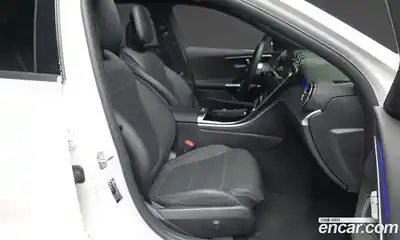 Mercedes-Benz C-Class 2024 2.0 Автомат в Москве № 623001, миниатюра 11