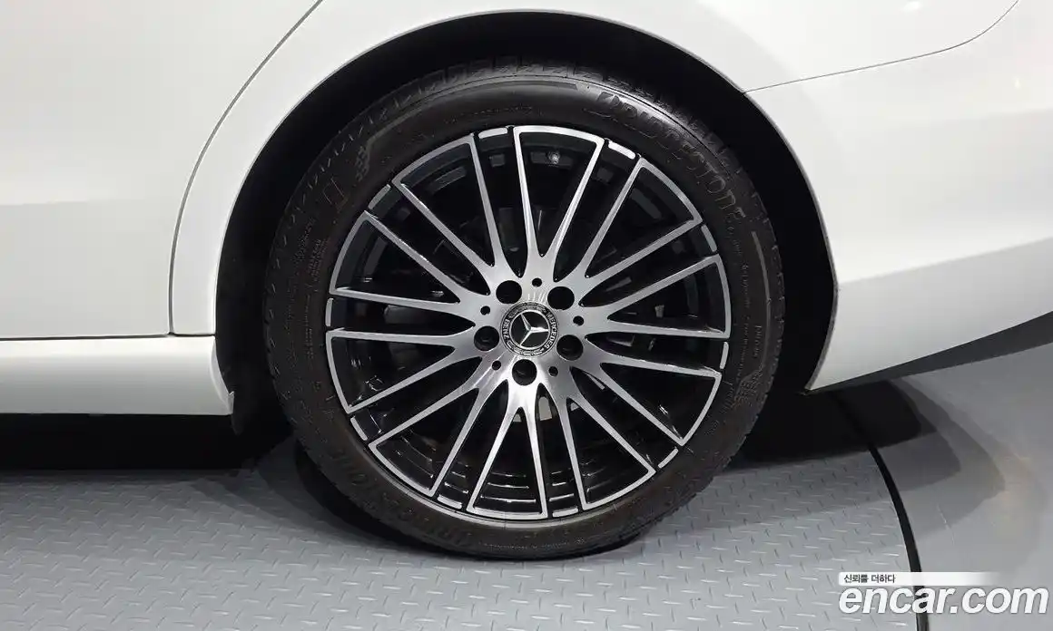 Mercedes-Benz C-Class 2024 2.0 Автомат в Москве № 623001, фото 5