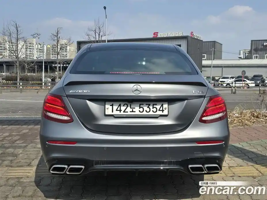 Mercedes-Benz E-Class 2019 4.0 Автомат в Москве № 623621, фото 3