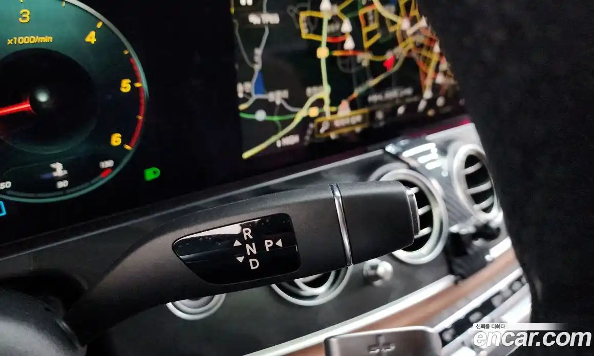 Mercedes-Benz E-Class 2021 1.9 Автомат в Москве № 623633, фото 9