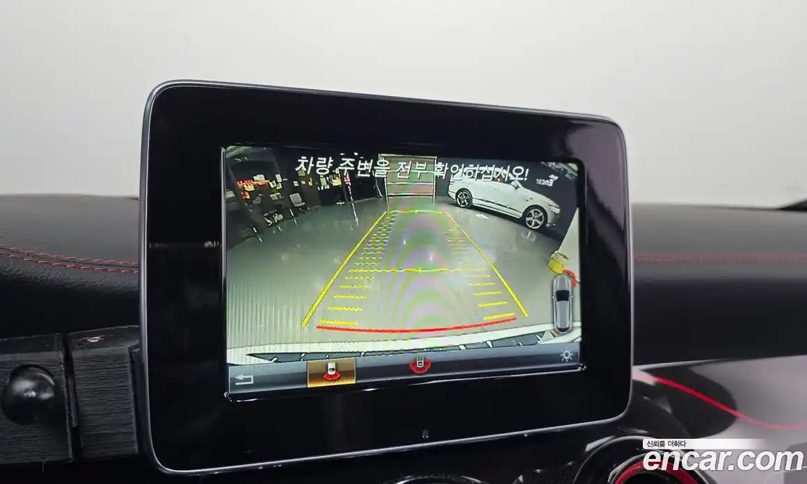 Mercedes-Benz GLA-Class 2019 2.0 Автомат в Москве № 623761, фото 16