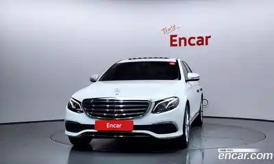 Mercedes-Benz E-Class 2019 1.9 Автомат в Москве № 624138, миниатюра 3