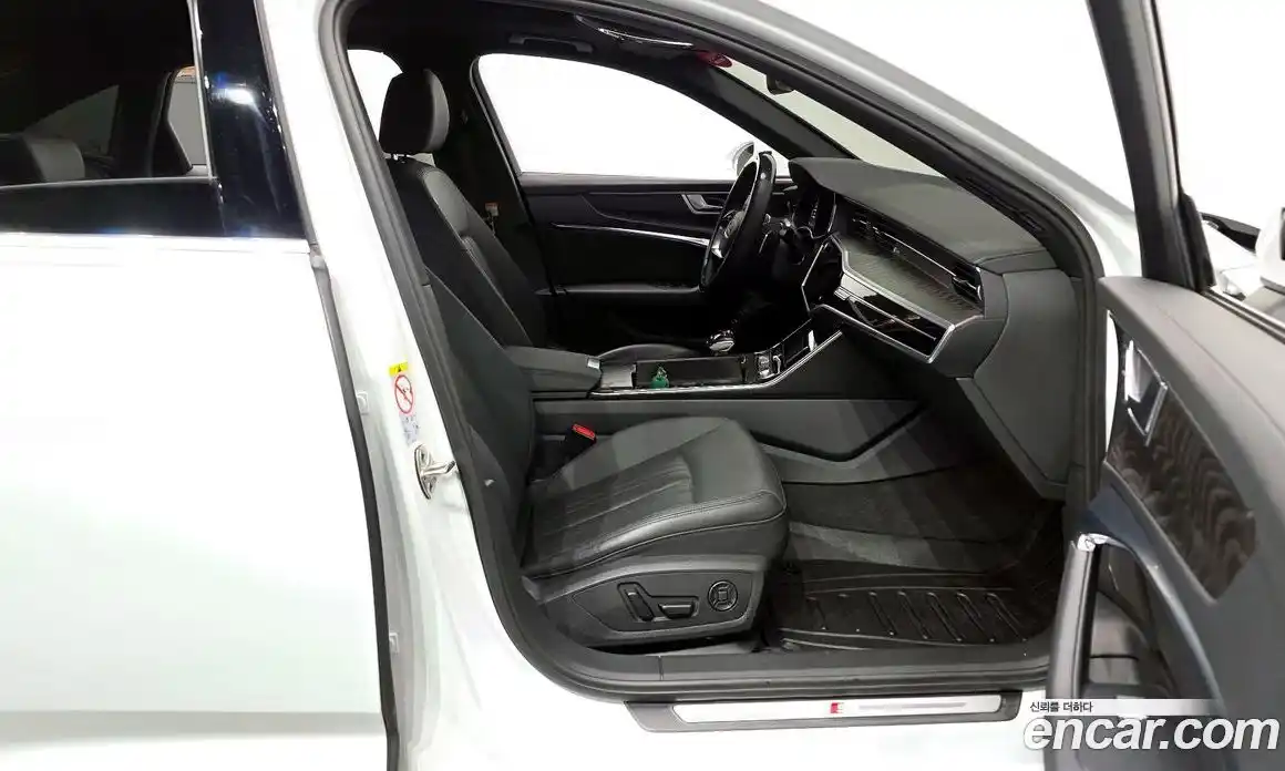 Audi A6 2023 2.0 Автомат в Москве № 624695, фото 11