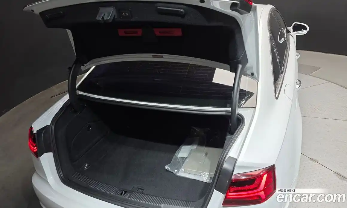 Audi A6 2016 2.0 Автомат в Москве № 625100, фото 20