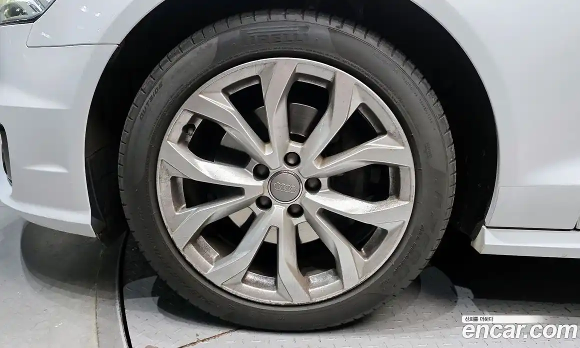 Audi A6 2016 2.0 Автомат в Москве № 625100, фото 5