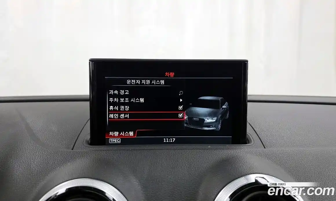 Audi A3 2016 2.0 Автомат в Москве № 625429, фото 16