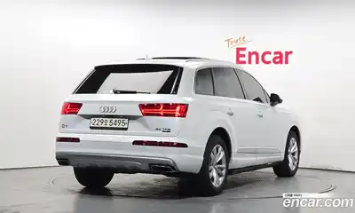 Audi Q7 2019 2.0 Автомат в Москве № 625541, миниатюра 2