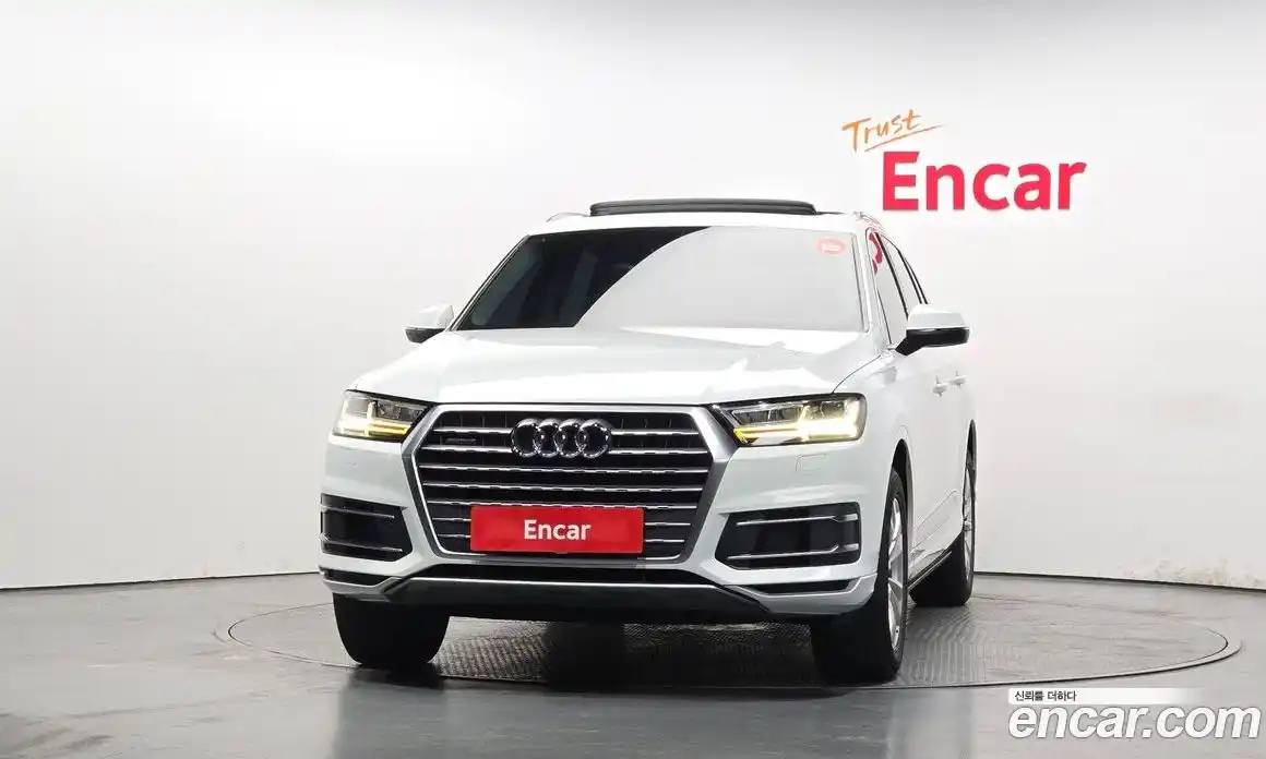 Audi Q7 2019 2.0 Автомат в Москве № 625541, фото 3