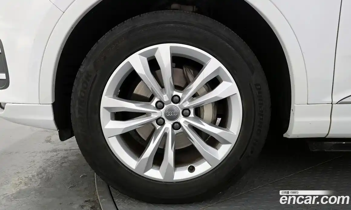 Audi Q7 2019 2.0 Автомат в Москве № 625541, фото 5