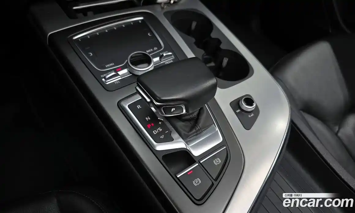 Audi Q7 2019 2.0 Автомат в Москве № 625541, фото 9