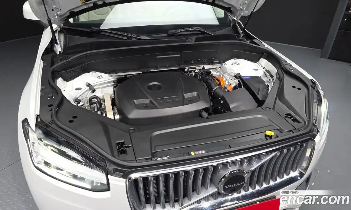 Volvo XC90 2024 2.0 Автомат в Москве № 626175, фото 6