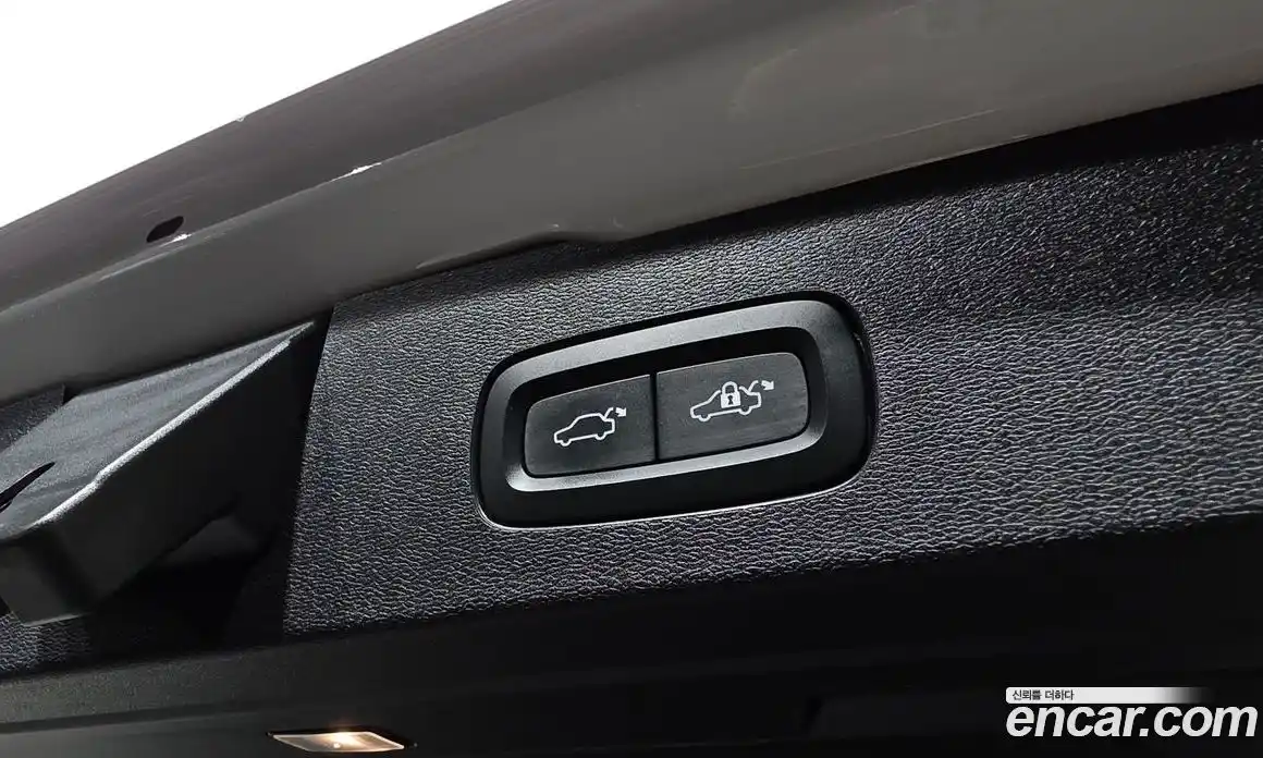 Volvo V60 2023 2.0 Автомат в Москве № 626180, фото 20