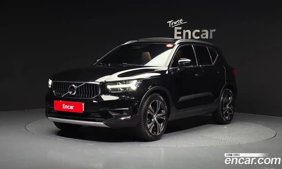Volvo XC40 2020 2.0 Автомат в Москве № 626332, фото 1