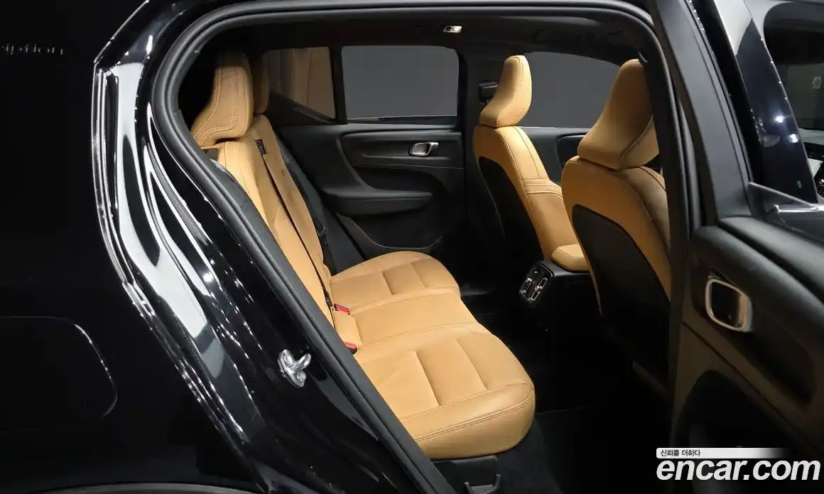 Volvo XC40 2020 2.0 Автомат в Москве № 626332, фото 12