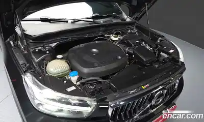 Volvo XC40 2020 2.0 Автомат в Москве № 626332, миниатюра 6