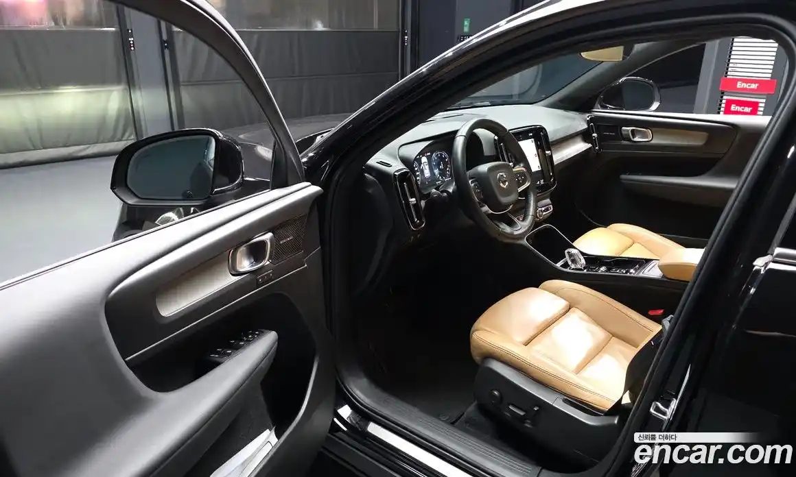 Volvo XC40 2020 2.0 Автомат в Москве № 626332, фото 10