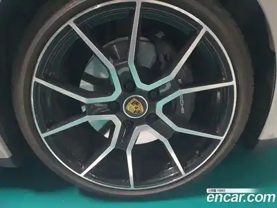 Porsche Taycan 2023 0.1 Автомат в Москве № 626621, миниатюра 5