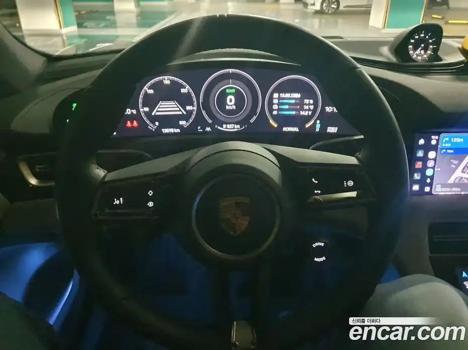 Porsche Taycan 2023 0.1 Автомат в Москве № 626621, фото 10