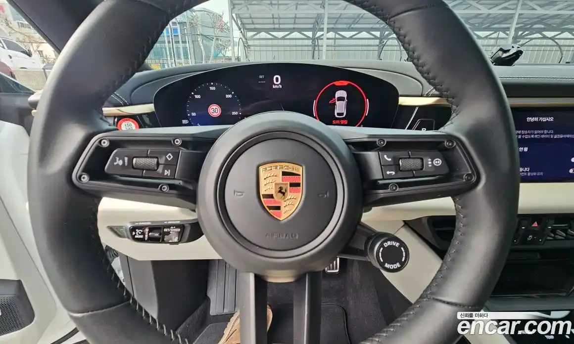 Porsche Macan 2025 1.0 Автомат в Москве № 627047, фото 12