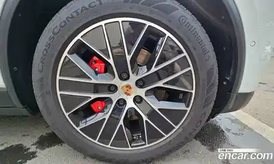 Porsche Macan 2025 1.0 Автомат в Москве № 627047, миниатюра 5