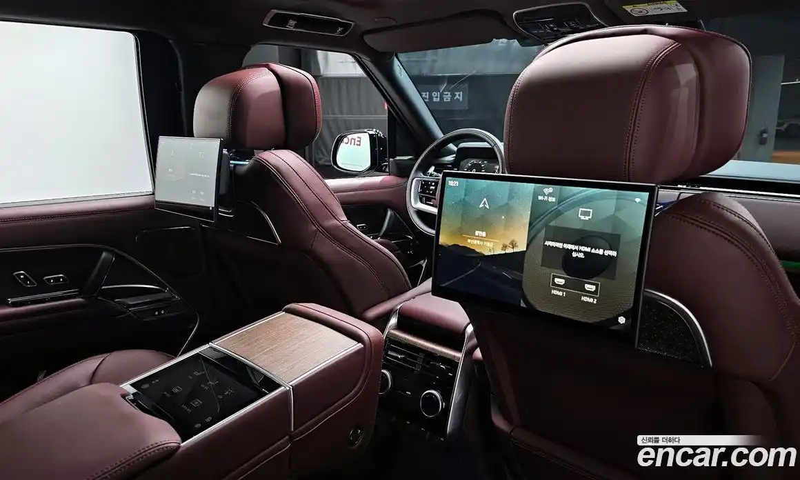 Land Rover Range-Rover 2025 3.0 Автомат в Москве № 627222, фото 12