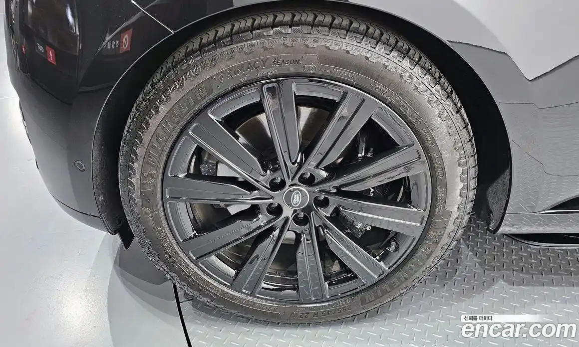 Land Rover Range-Rover 2025 3.0 Автомат в Москве № 627222, фото 5