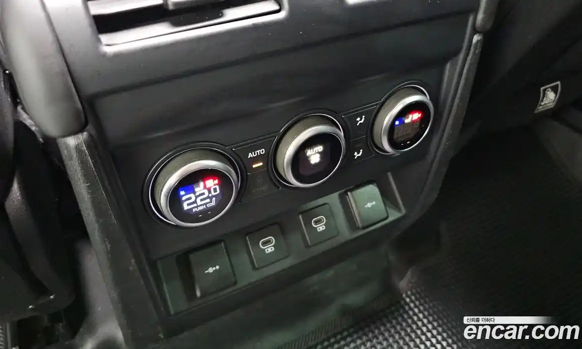 Land Rover Defender 2022 3.0 Автомат в Москве № 627434, фото 19