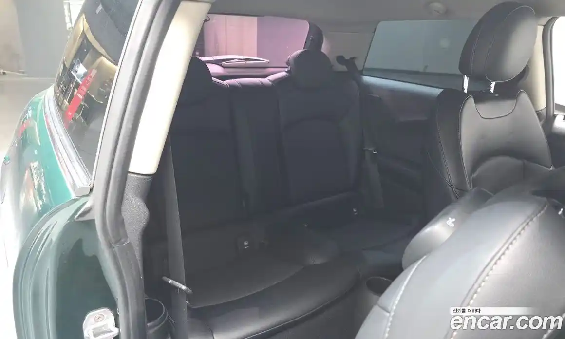 Mini Cooper 2017 1.5 Автомат в Москве № 628216, фото 11