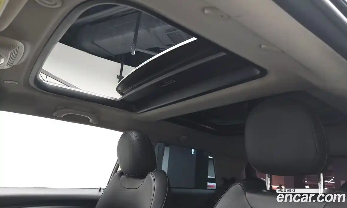 Mini Cooper 2017 1.5 Автомат в Москве № 628216, фото 15