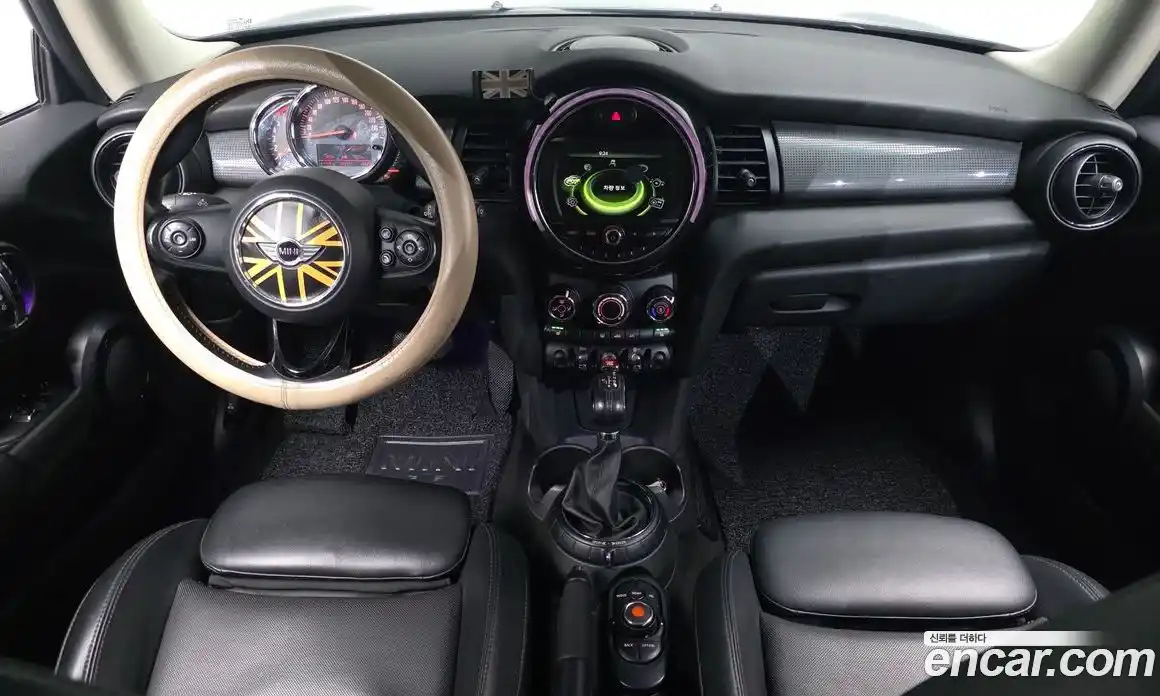 Mini Cooper 2017 1.5 Автомат в Москве № 628216, фото 6