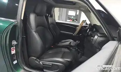 Mini Cooper 2017 1.5 Автомат в Москве № 628216, миниатюра 9