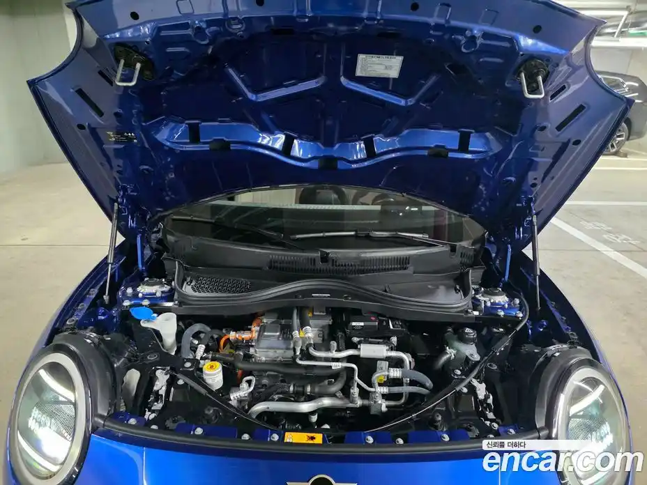 Mini Cooper 2024 Автомат в Москве № 628234, фото 6