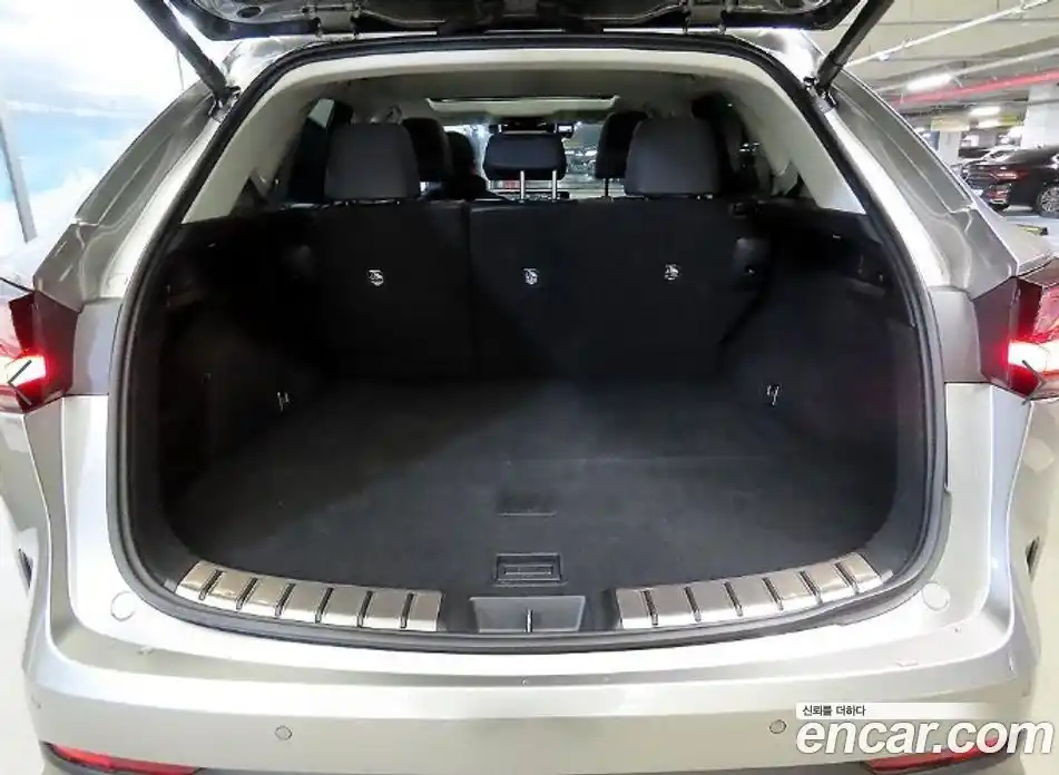 Lexus NX 2023 2.5 Автомат в Москве № 628761, фото 17