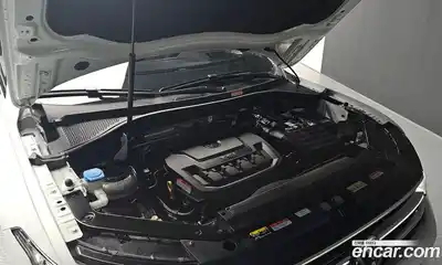 Volkswagen Tiguan 2023 2.0 Автомат в Москве № 628880, миниатюра 6