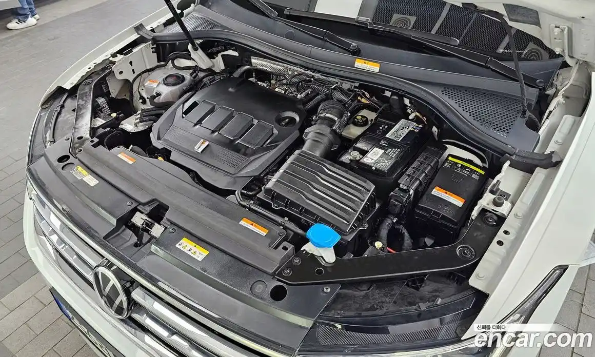 Volkswagen Tiguan 2022 2.0 Автомат в Москве № 628950, фото 6