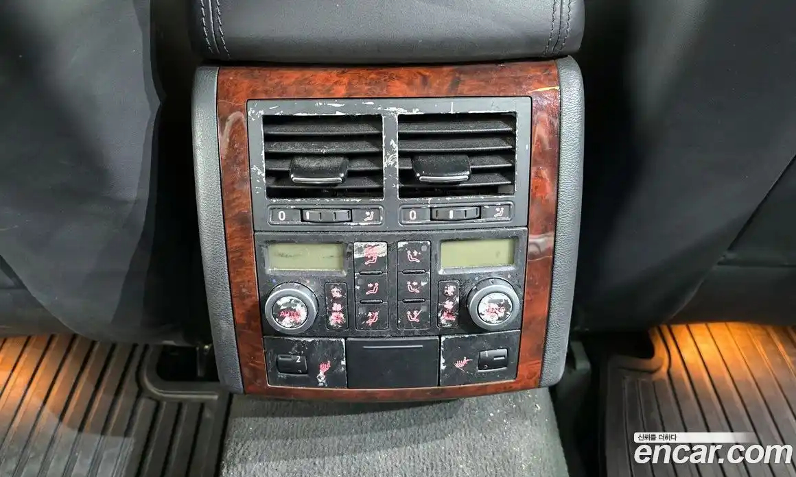 Volkswagen Touareg 2006 4.2 Автомат в Москве № 629082, фото 19