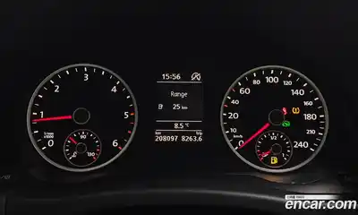 Volkswagen Tiguan 2013 2.0 Автомат в Москве № 629243, миниатюра 8