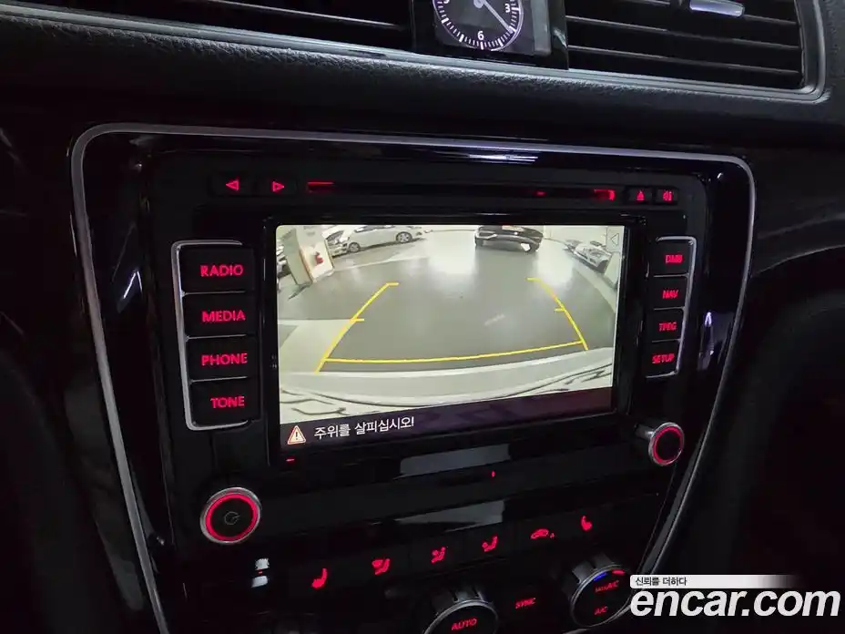 Volkswagen Passat 2014 2.0 Автомат в Москве № 629316, фото 11