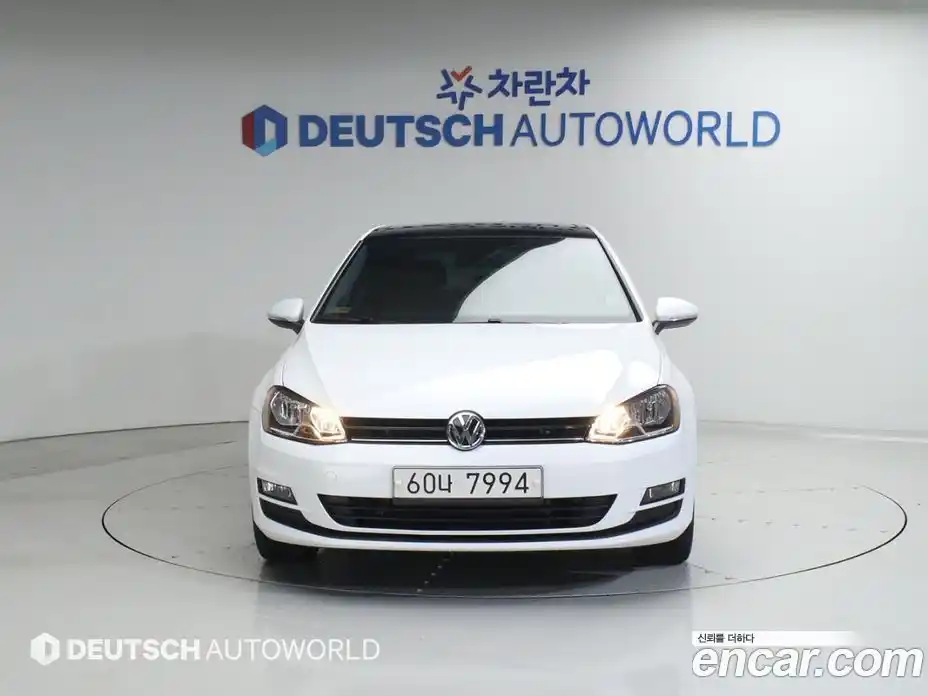 Volkswagen Golf 2016 1.8 Автомат в Москве № 629317, фото 3