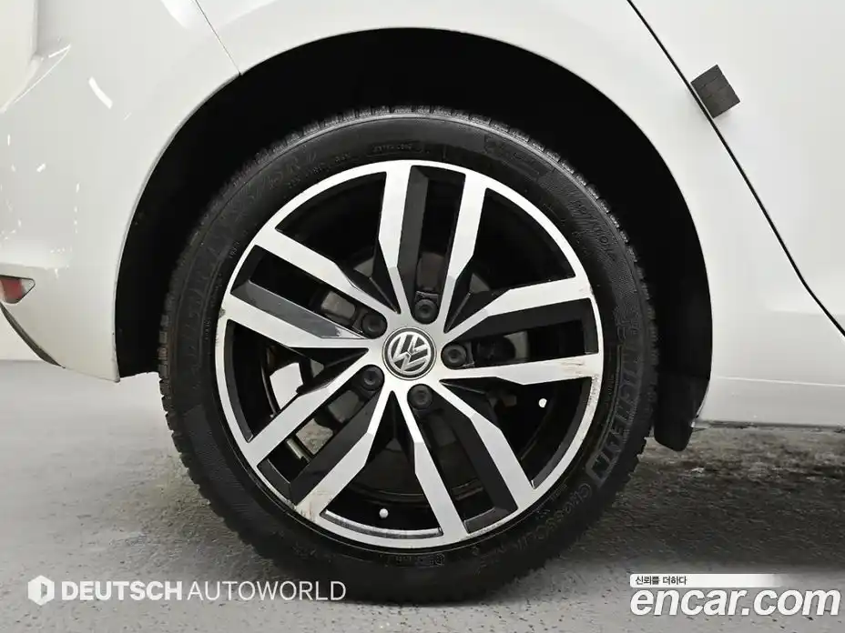 Volkswagen Golf 2016 1.8 Автомат в Москве № 629317, фото 5